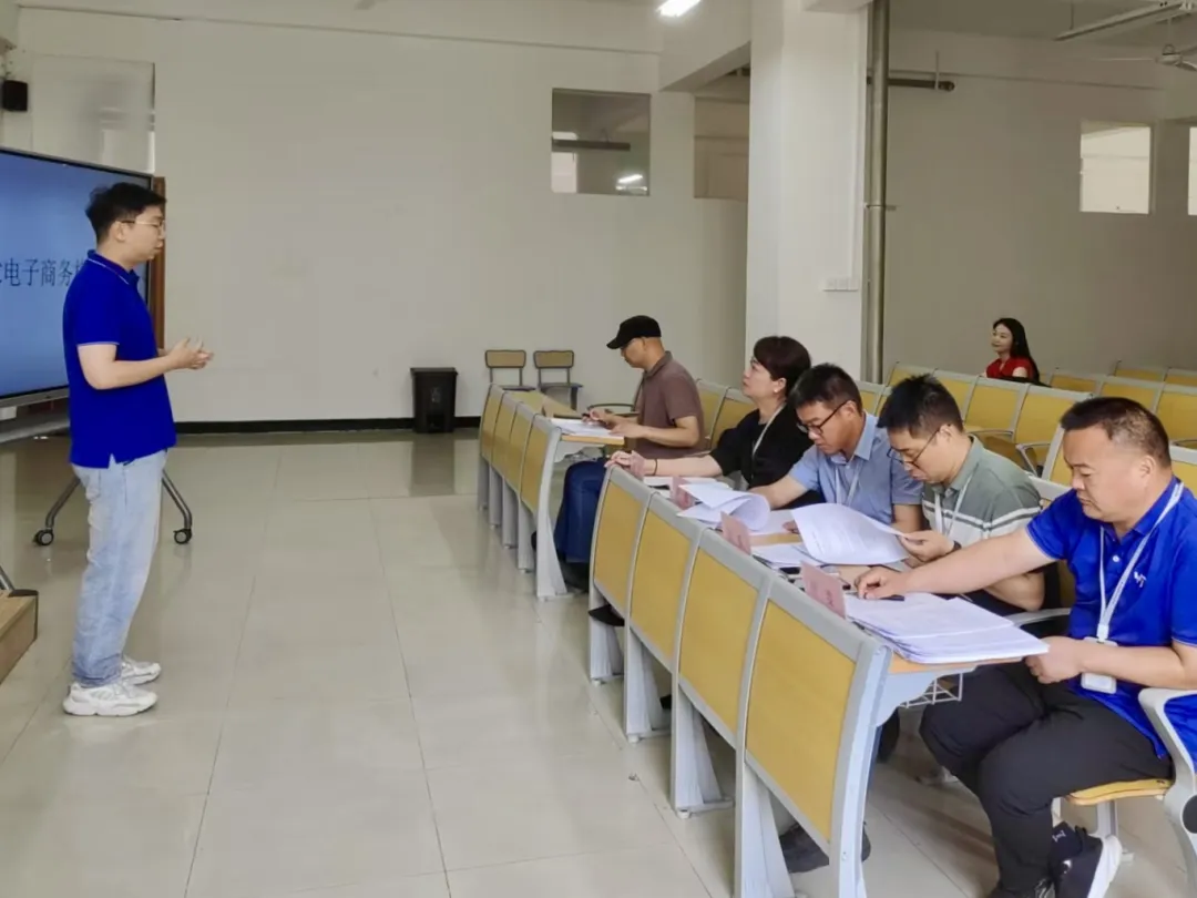 以赛促教展风采，匠心育人砺技术——扬智科老师职业能力大赛校级提拔赛圆满闭幕